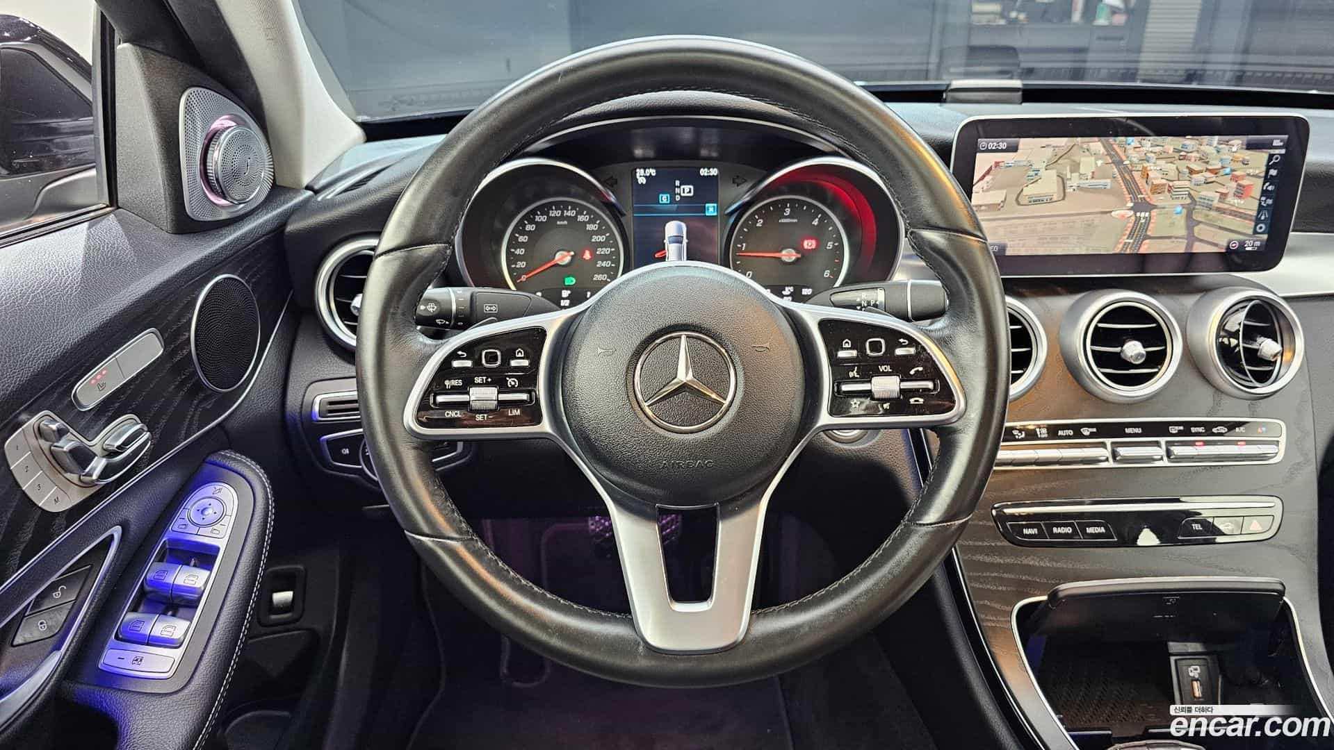C-Class Mercedes-Benz 2019.2-OPTION-017