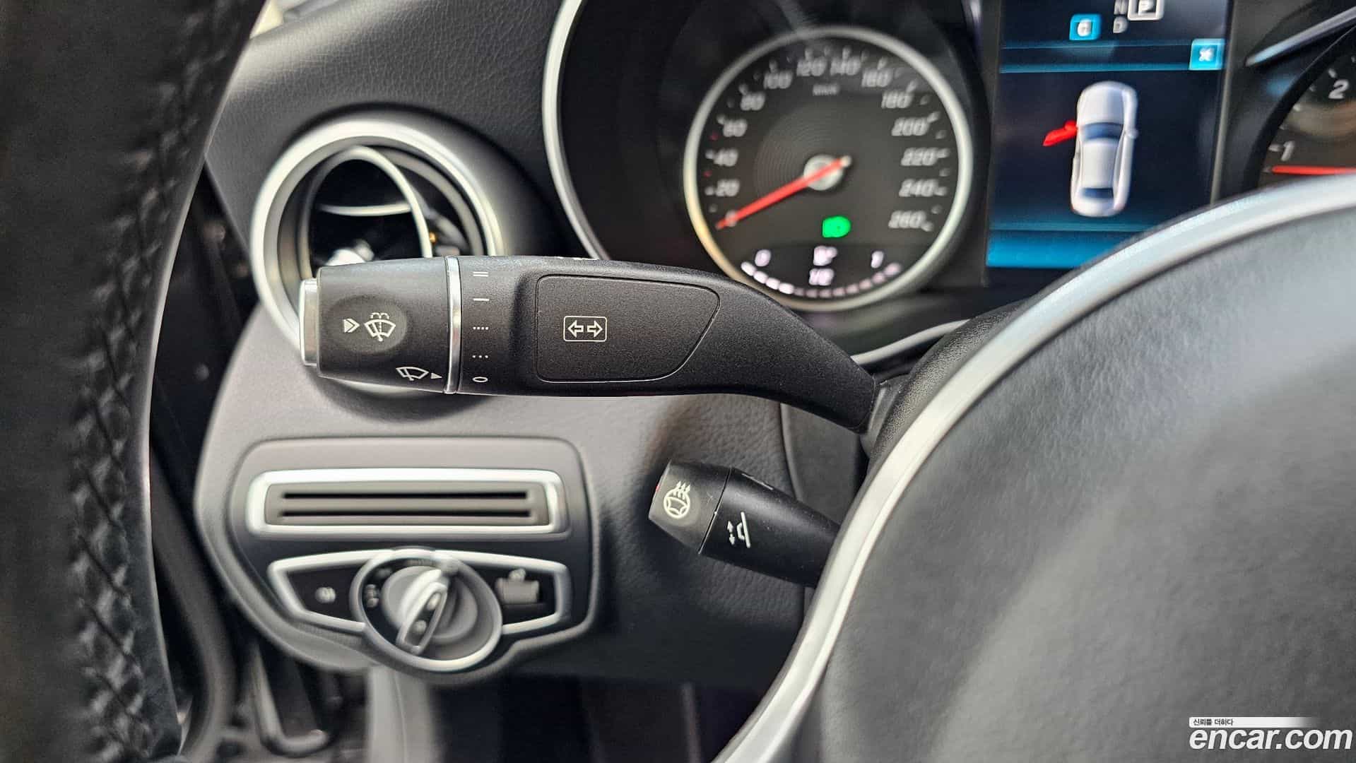 C-Class Mercedes-Benz 2019.2-OPTION-022