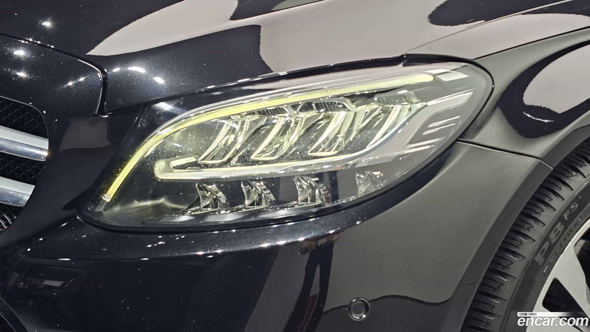 C-Class Mercedes-Benz 2019.2-OUTER-032