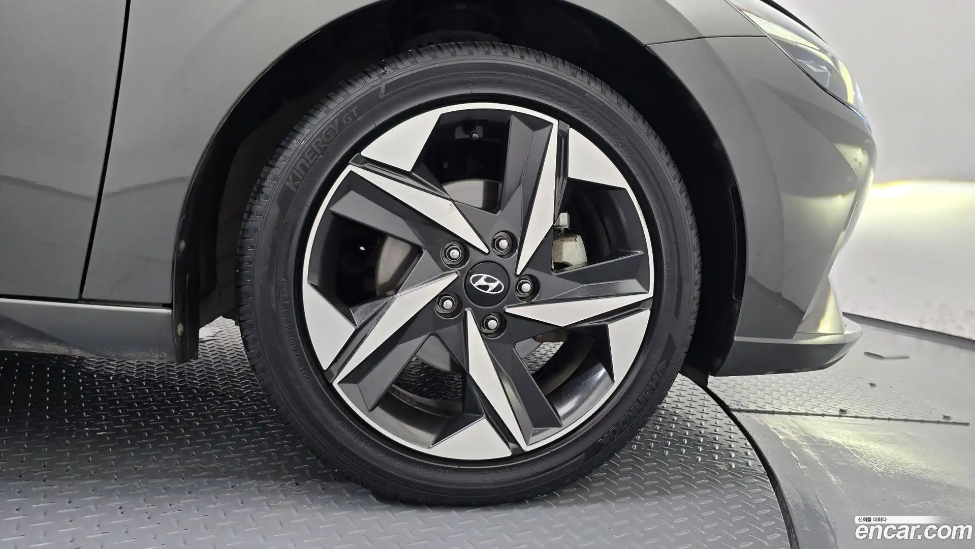 AVANTE Hyundai 2021.6-OUTER-031