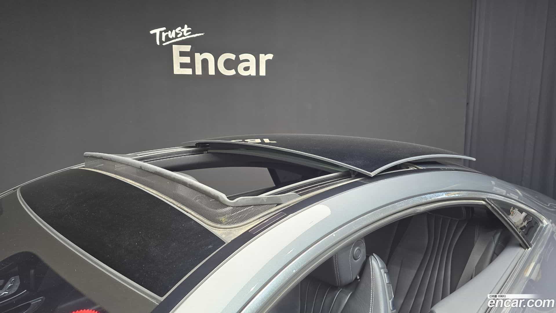 E-Class Mercedes-Benz 2017.7-OPTION-022