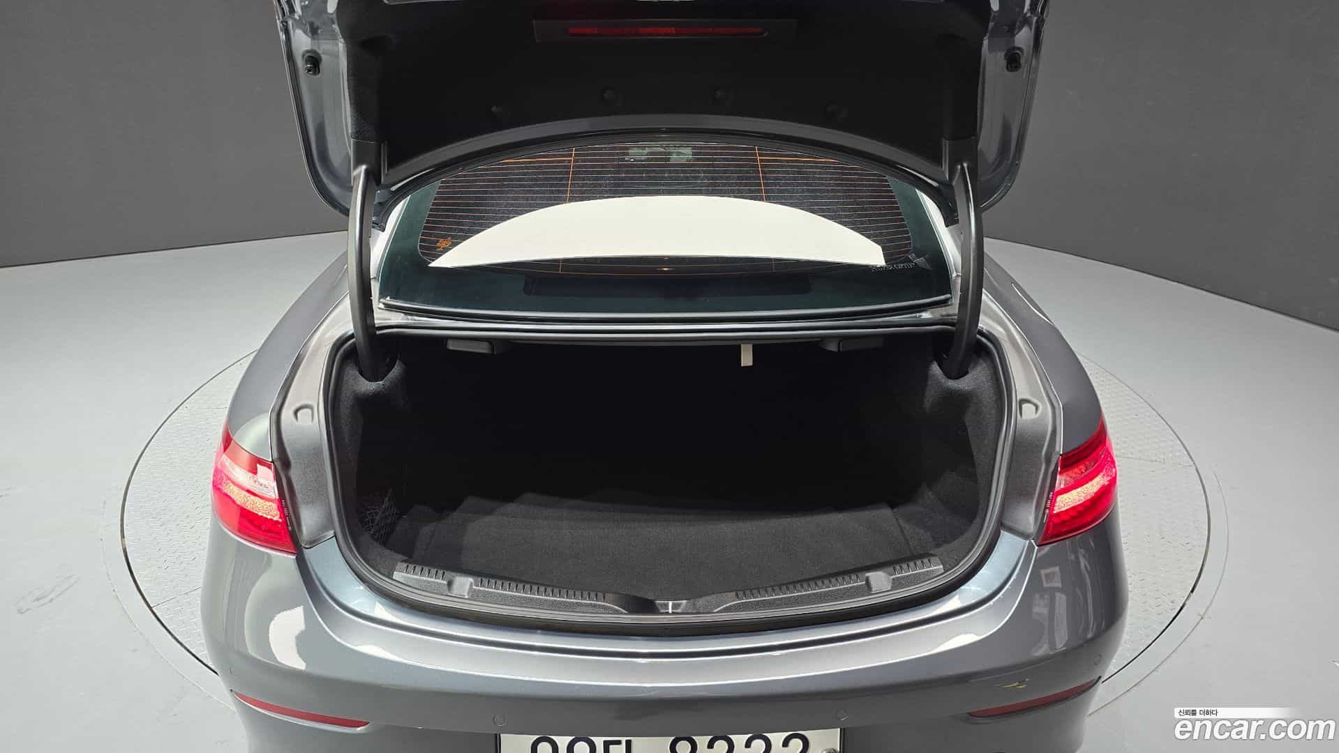 E-Class Mercedes-Benz 2017.7-OPTION-042