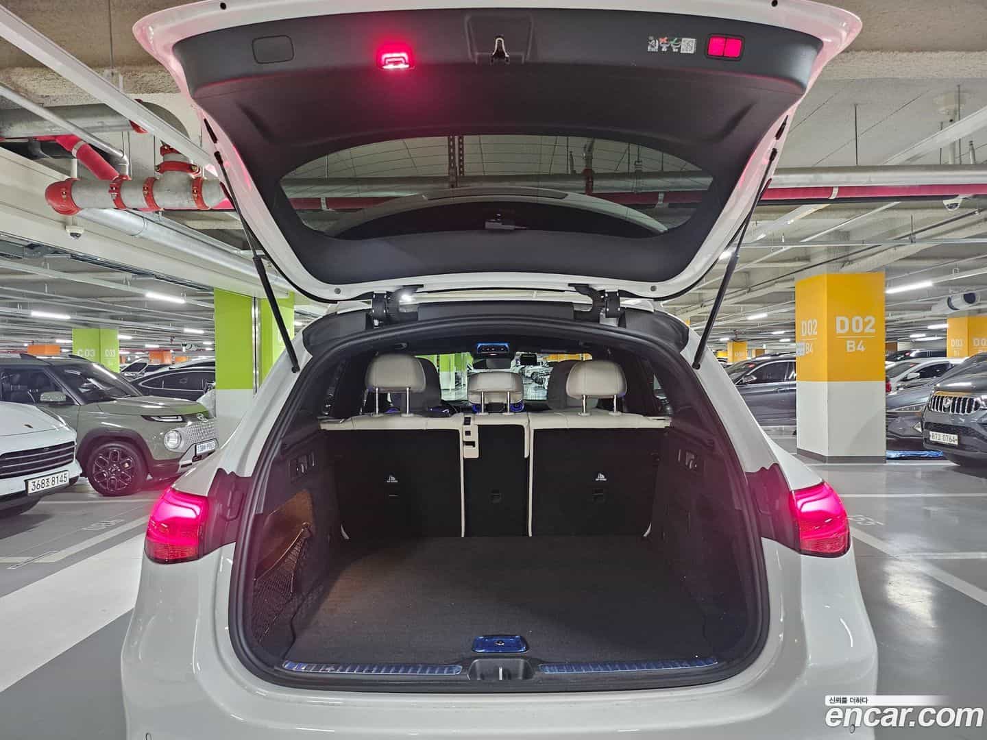 GLC-Class Mercedes-Benz 2026.3-OPTION-022
