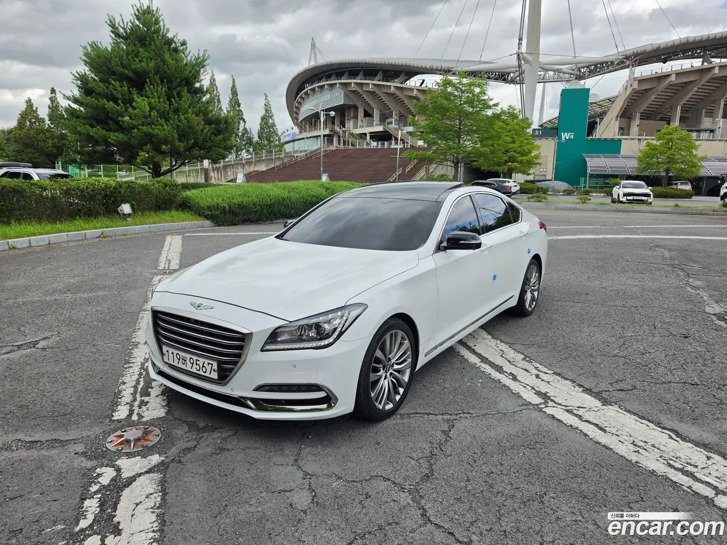 Main__Slider__Photo:G80 Genesis 2017.2-0