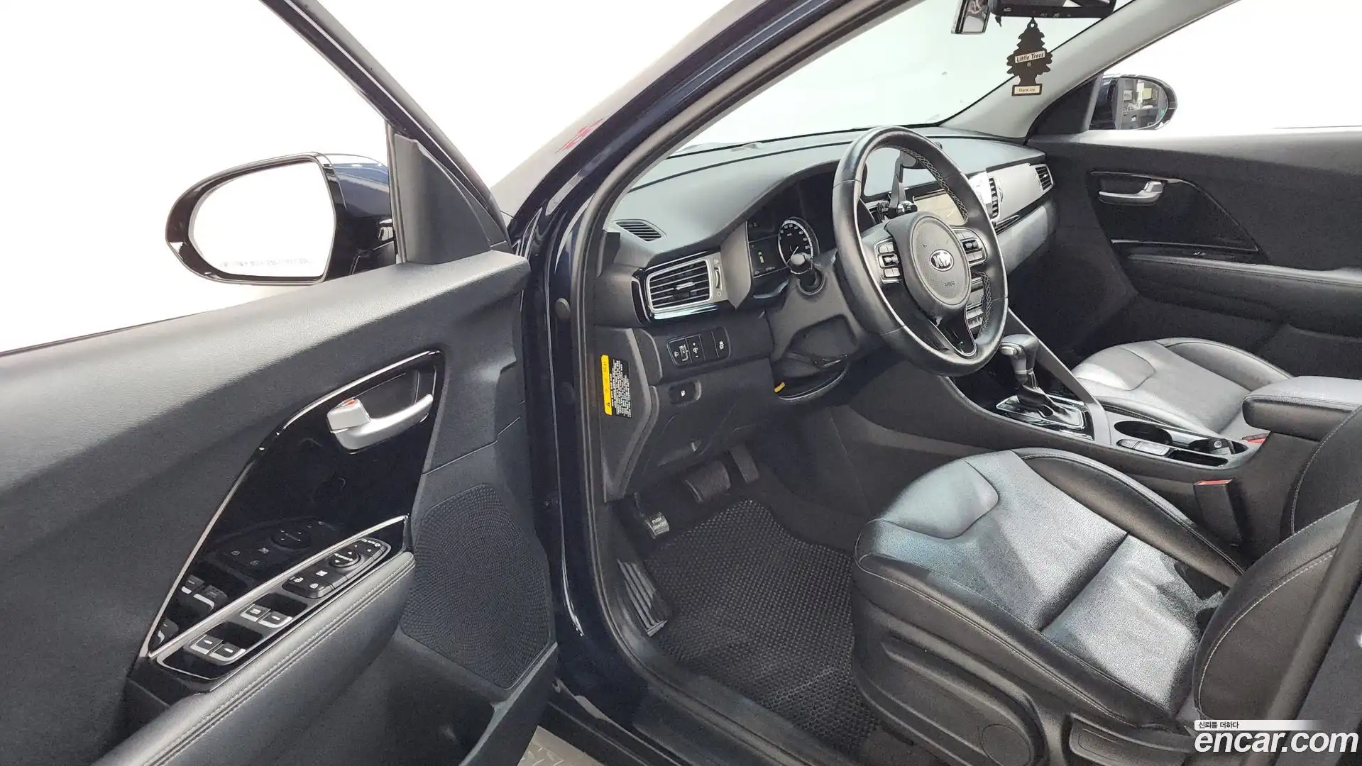 Niro Kia 2017.2-INNER-010
