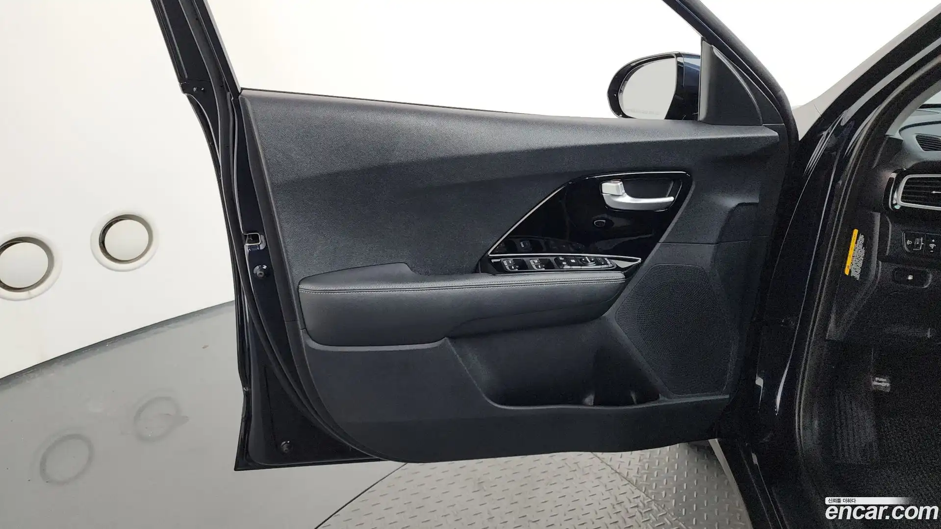 Niro Kia 2017.2-INNER-034