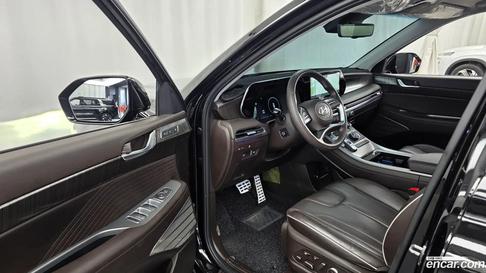 Palisade Hyundai 2023.1-INNER-010