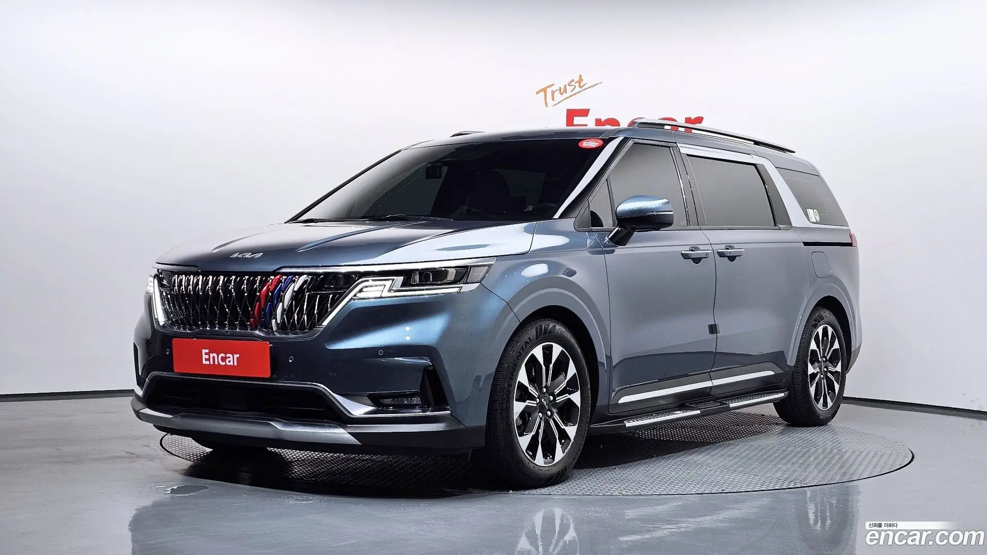Main__Slider__Photo:Canival Kia 2021.6-0