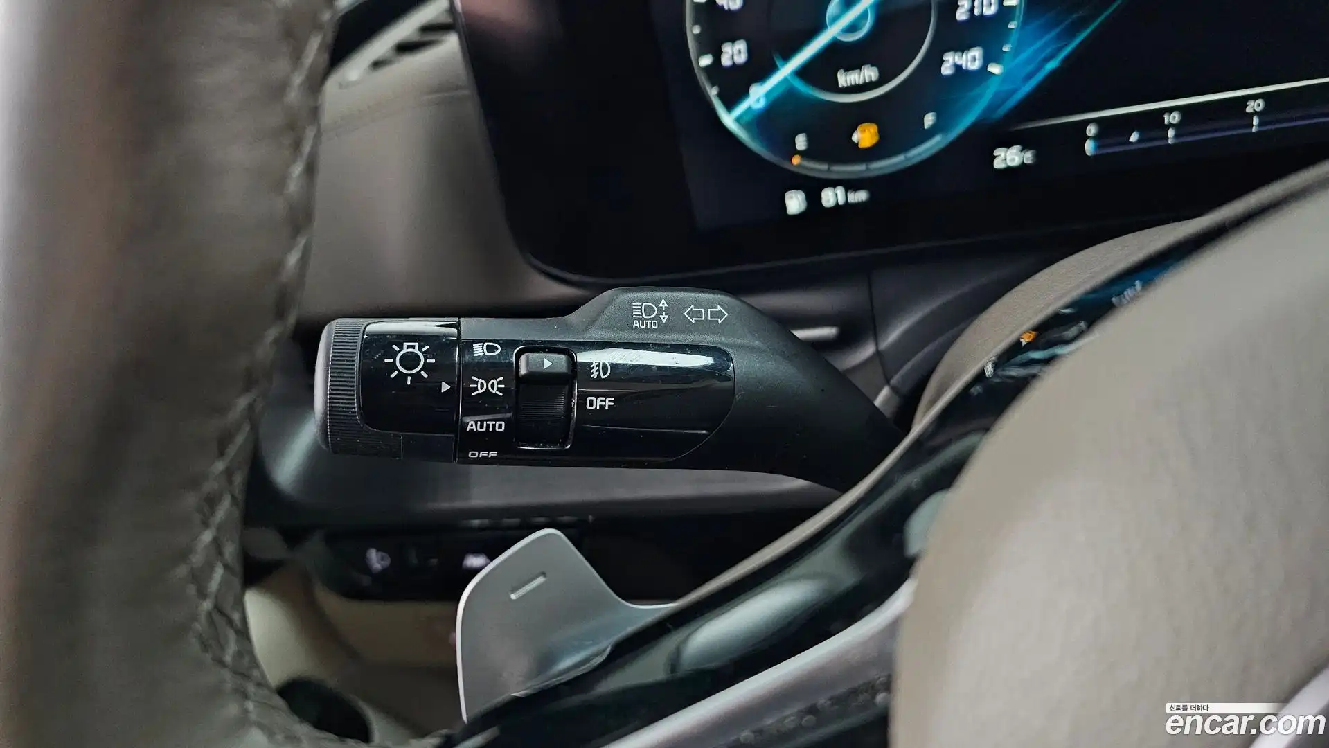 Canival Kia 2021.6-OPTION-041
