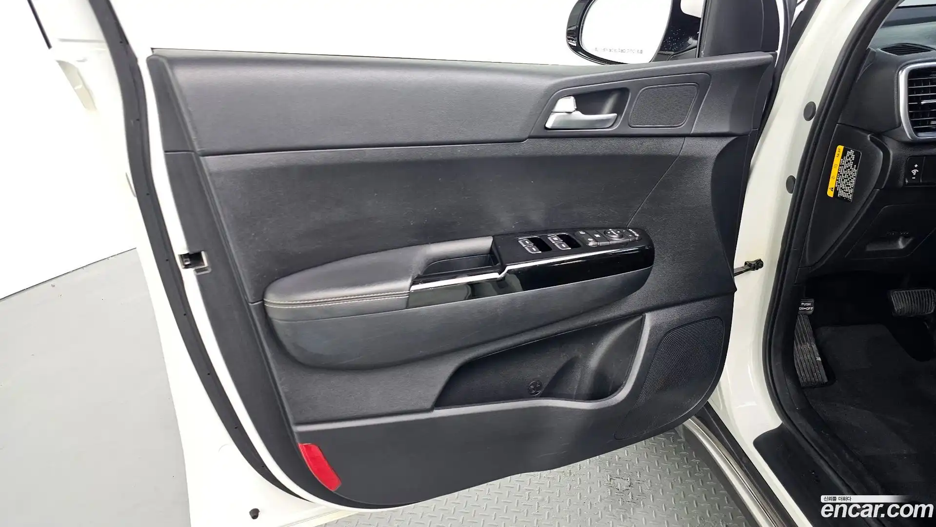 Sportage Kia 2016.9-INNER-034