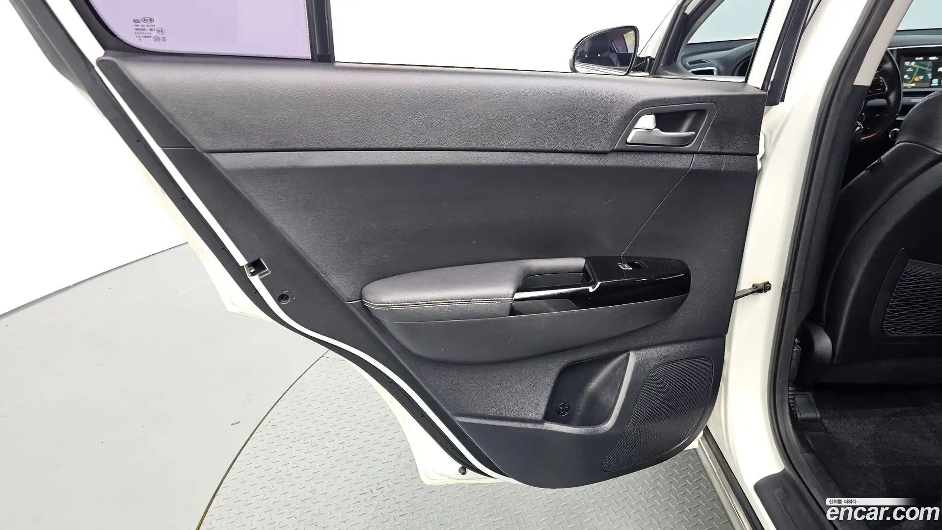 Sportage Kia 2016.9-INNER-035
