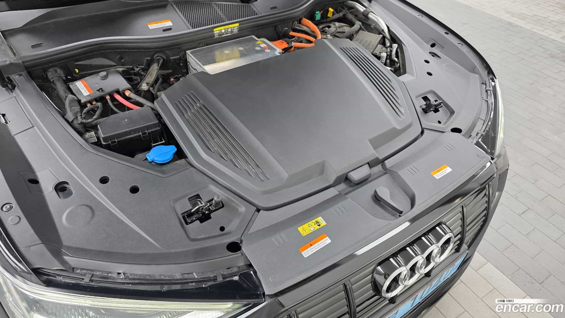e-tron Audi 2023.2-OUTER-006