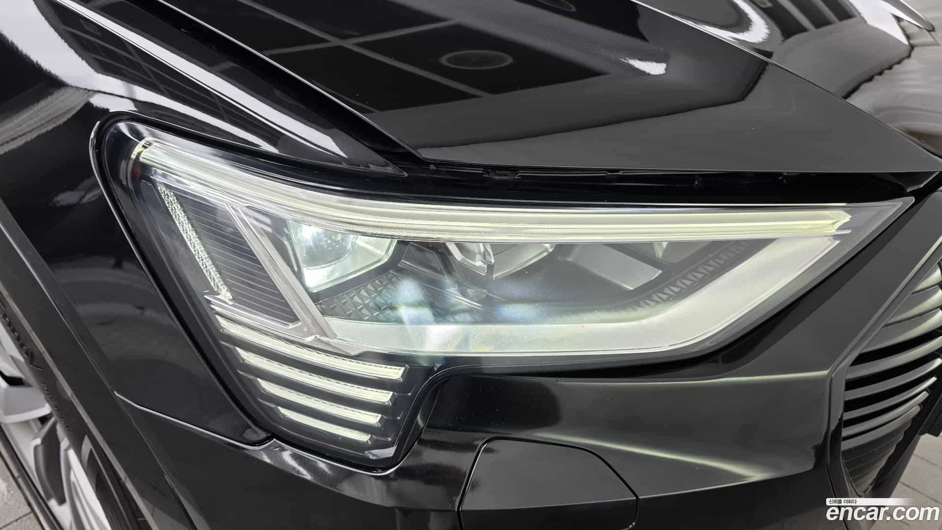 e-tron Audi 2023.2-OUTER-032