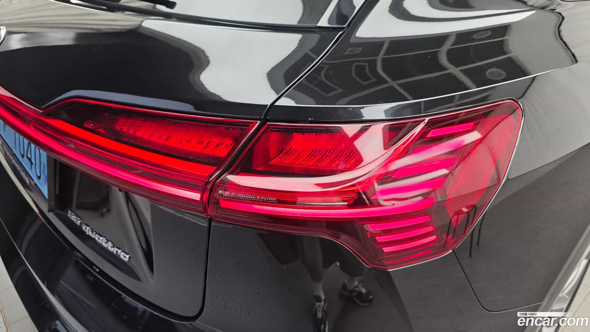 e-tron Audi 2023.2-OUTER-033