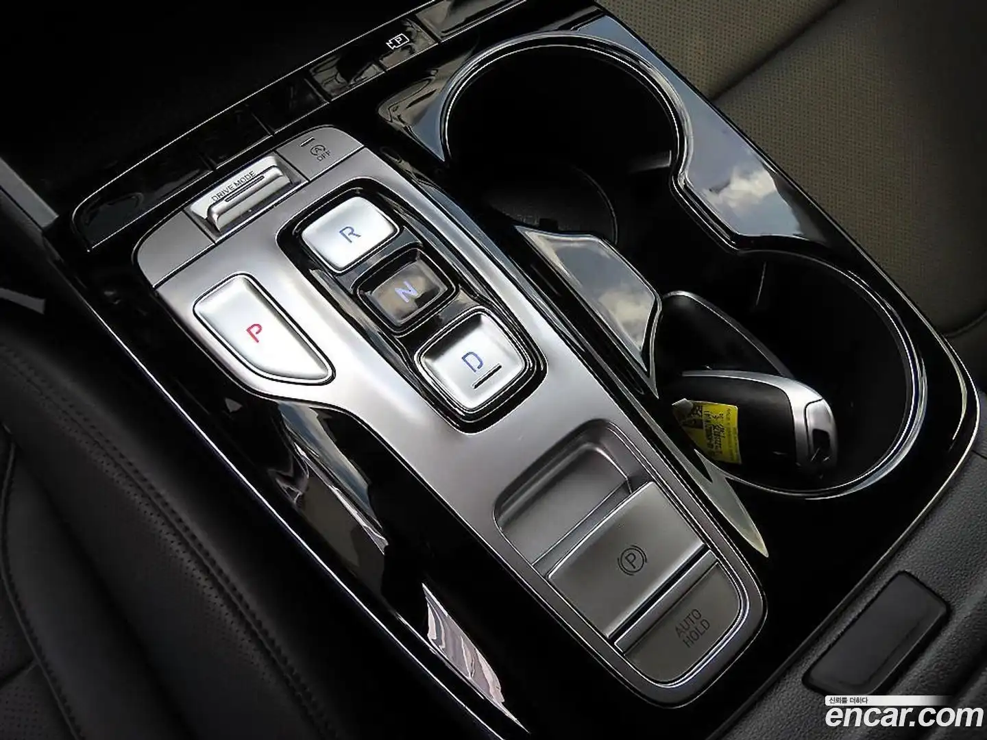 Tucson Hyundai 2023.1-INNER-009