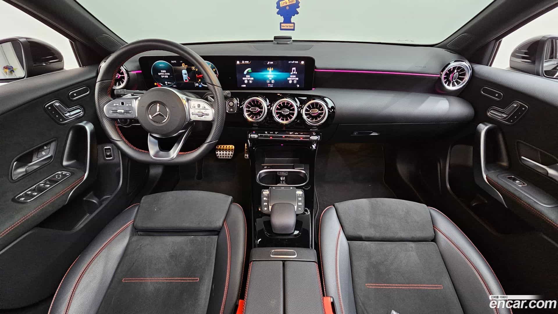 A-Class Mercedes-Benz 2022.1-INNER-007