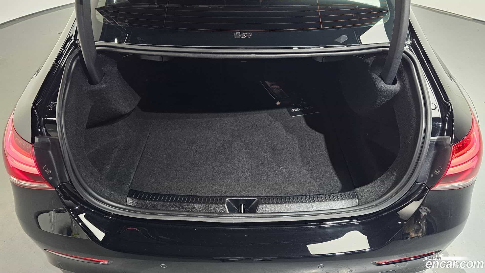 A-Class Mercedes-Benz 2022.1-OPTION-020
