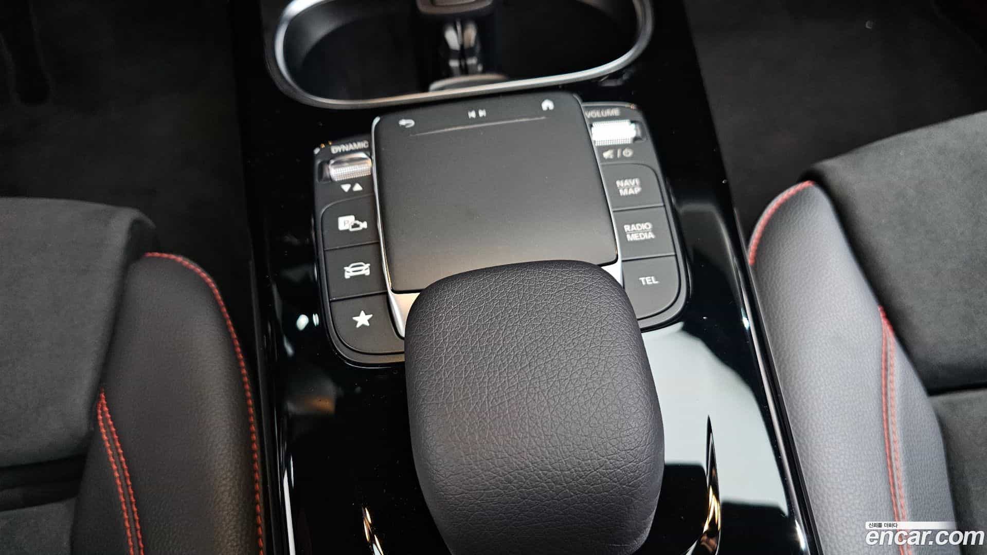 A-Class Mercedes-Benz 2022.1-OPTION-023