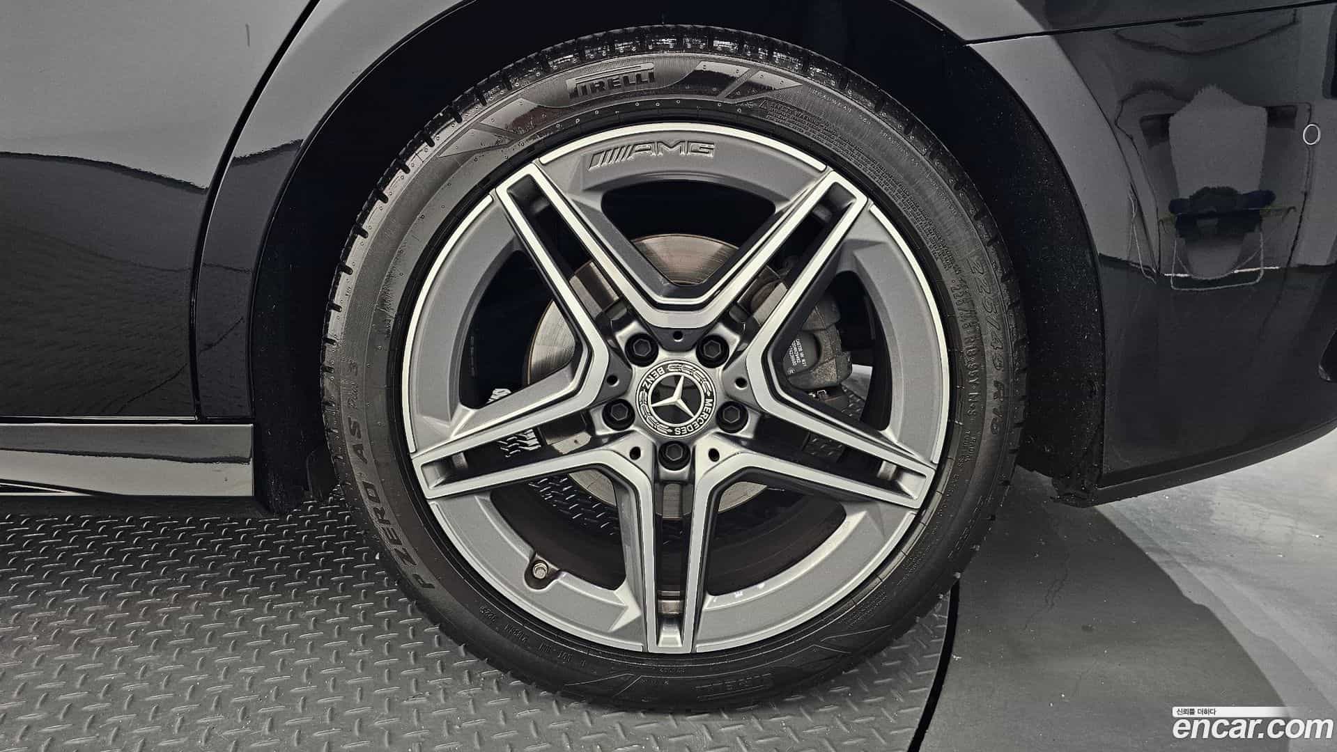 A-Class Mercedes-Benz 2022.1-OUTER-031