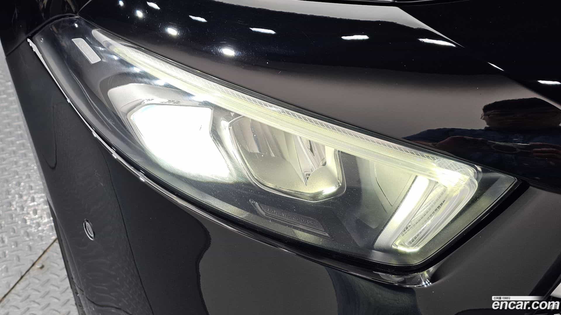A-Class Mercedes-Benz 2022.1-OUTER-032