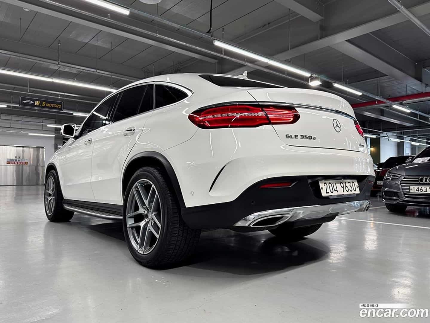 GLE-Class Mercedes-Benz 2017.3-OUTER-006