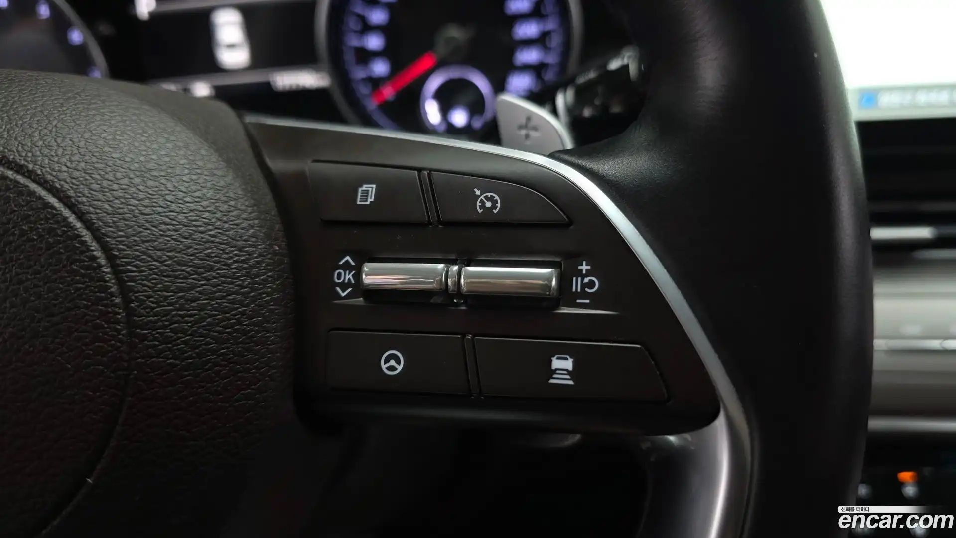 Grandeur Hyundai 2021.10-OPTION-018
