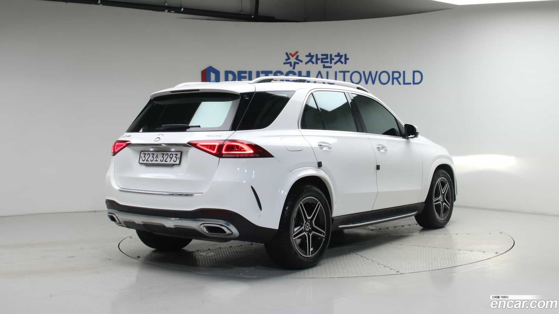 GLE-Class Mercedes-Benz 2019.11-OUTER-002