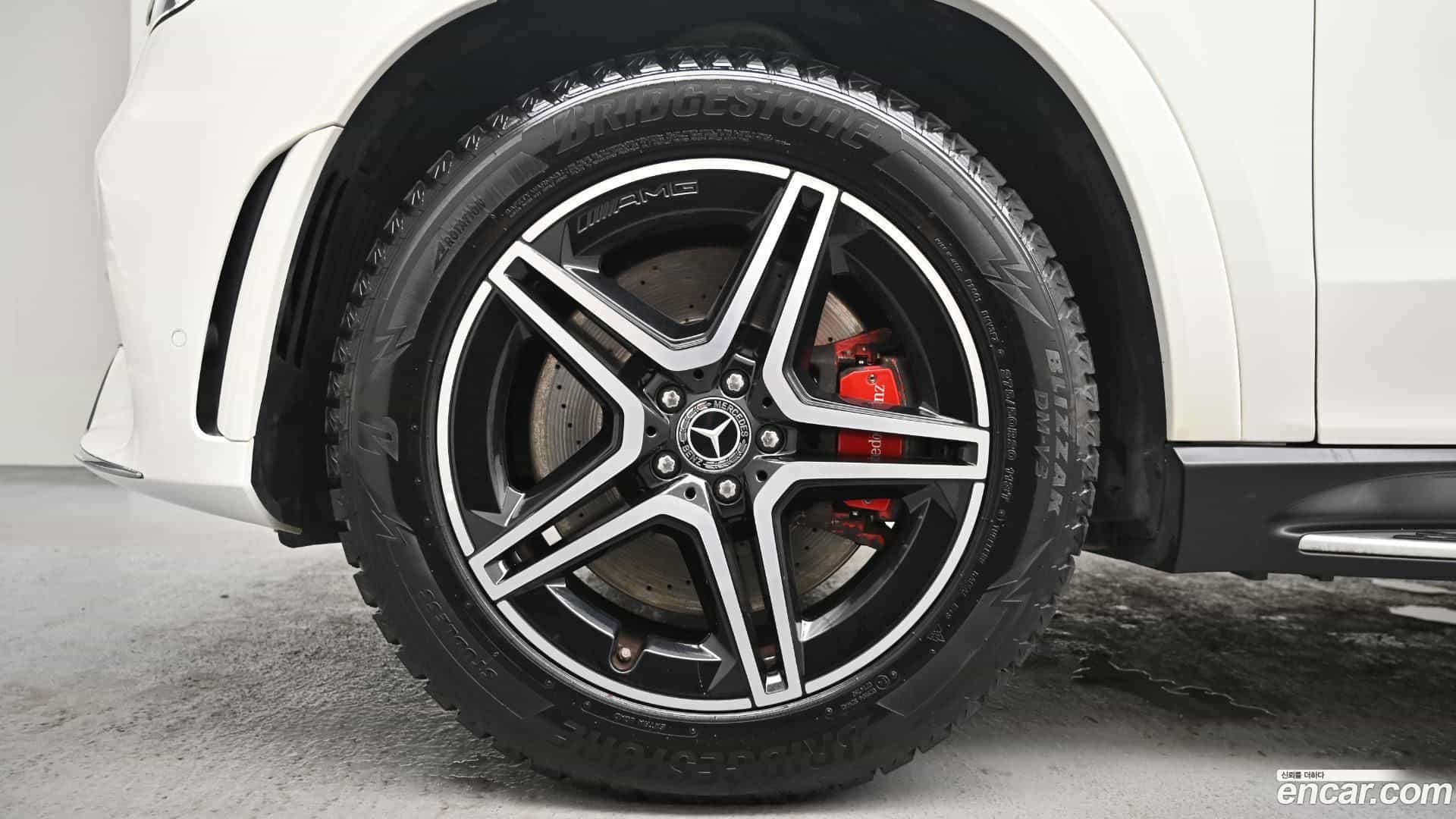 GLE-Class Mercedes-Benz 2019.11-OUTER-005