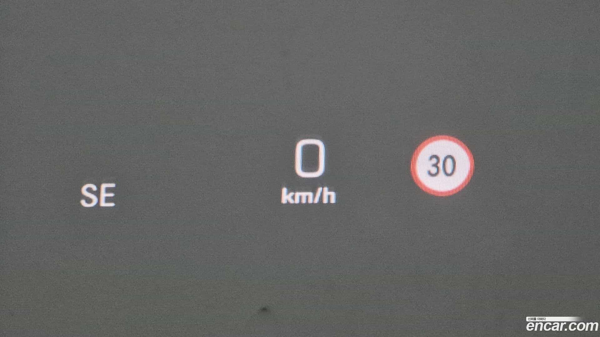 E-Class Mercedes-Benz 2018.3-OPTION-021