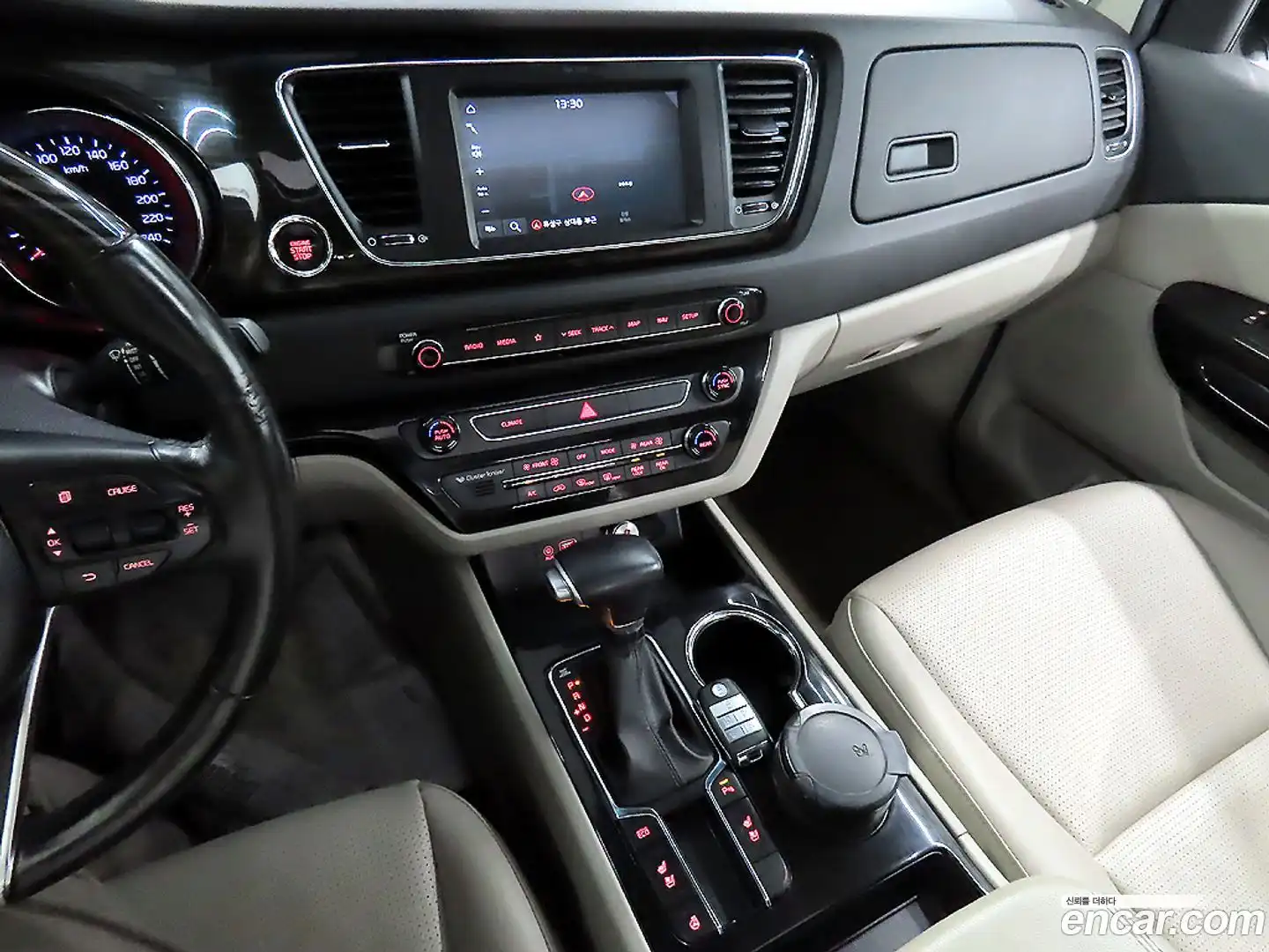 Canival Kia 2019.2-OPTION-021