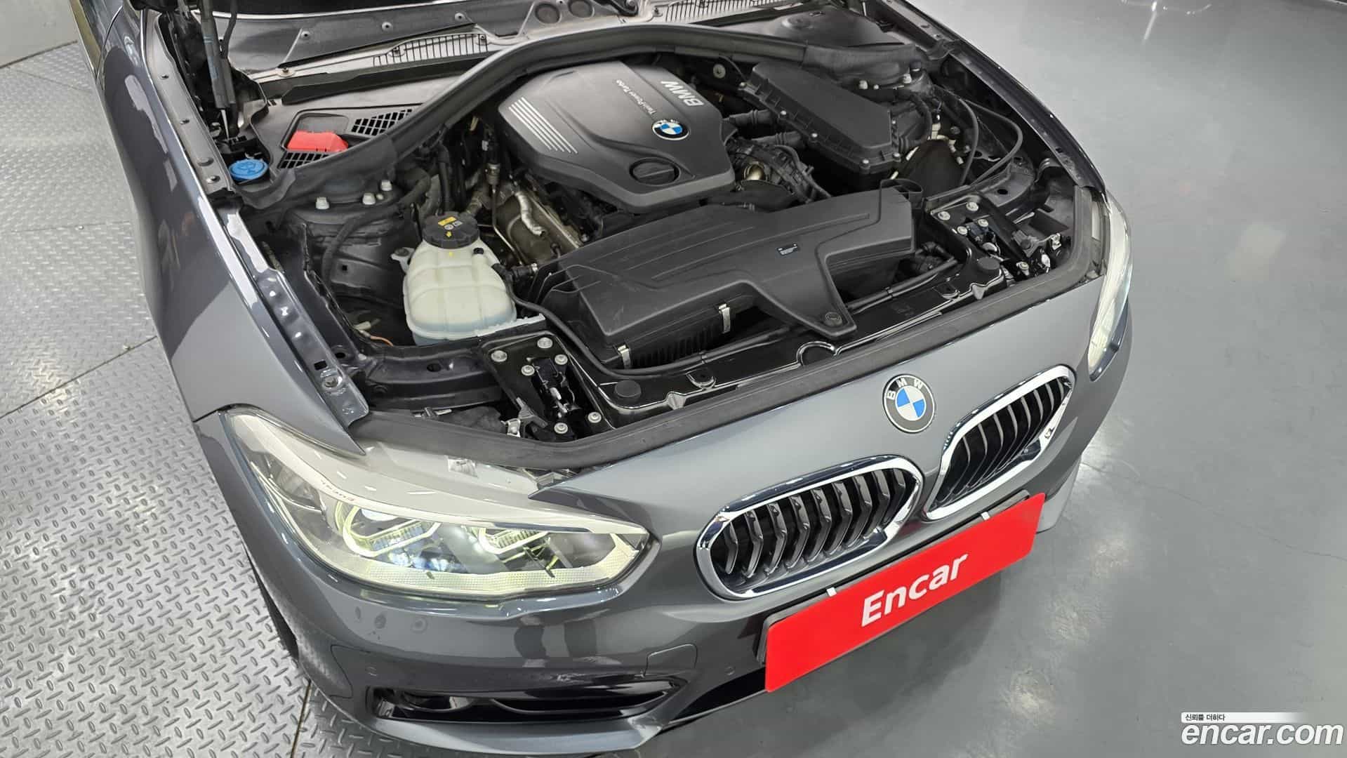 1-Series BMW 2017.4-OUTER-006