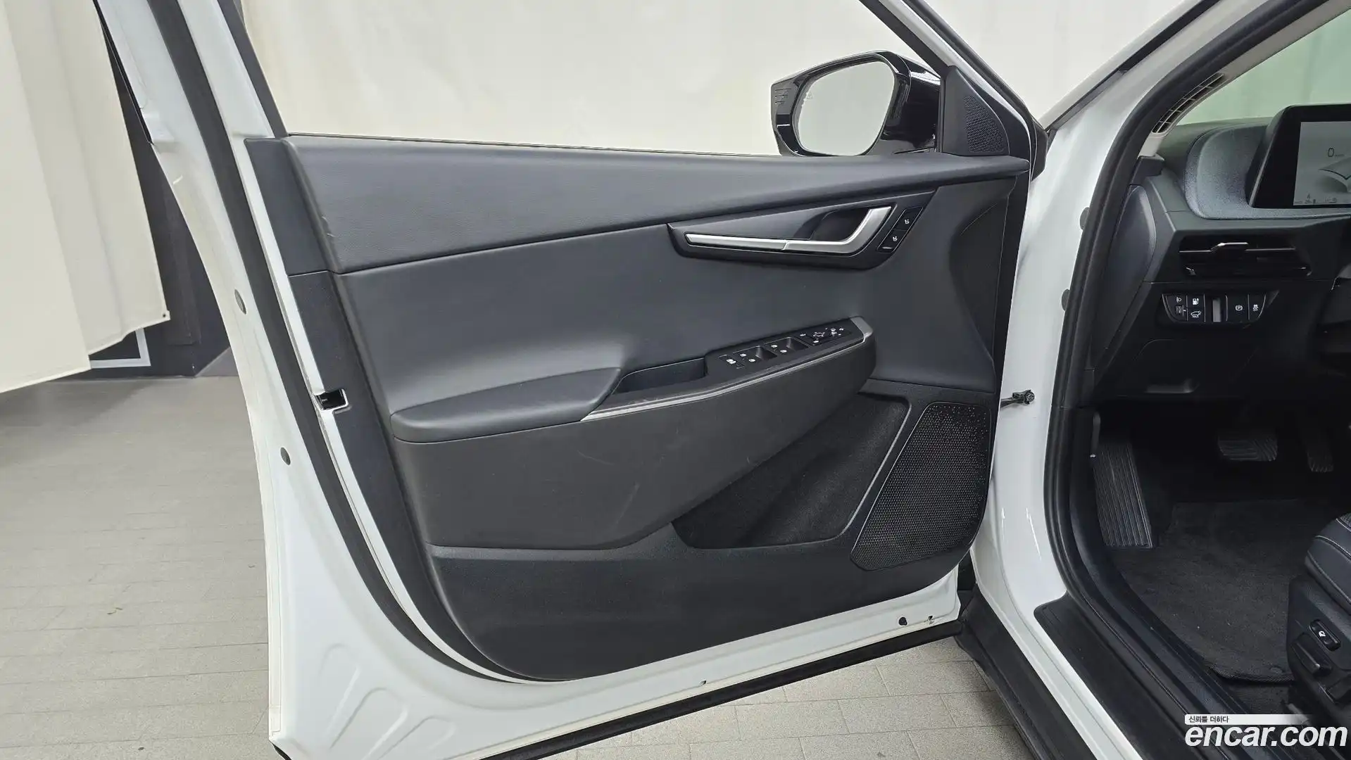 EV6 Kia 2022.11-INNER-034