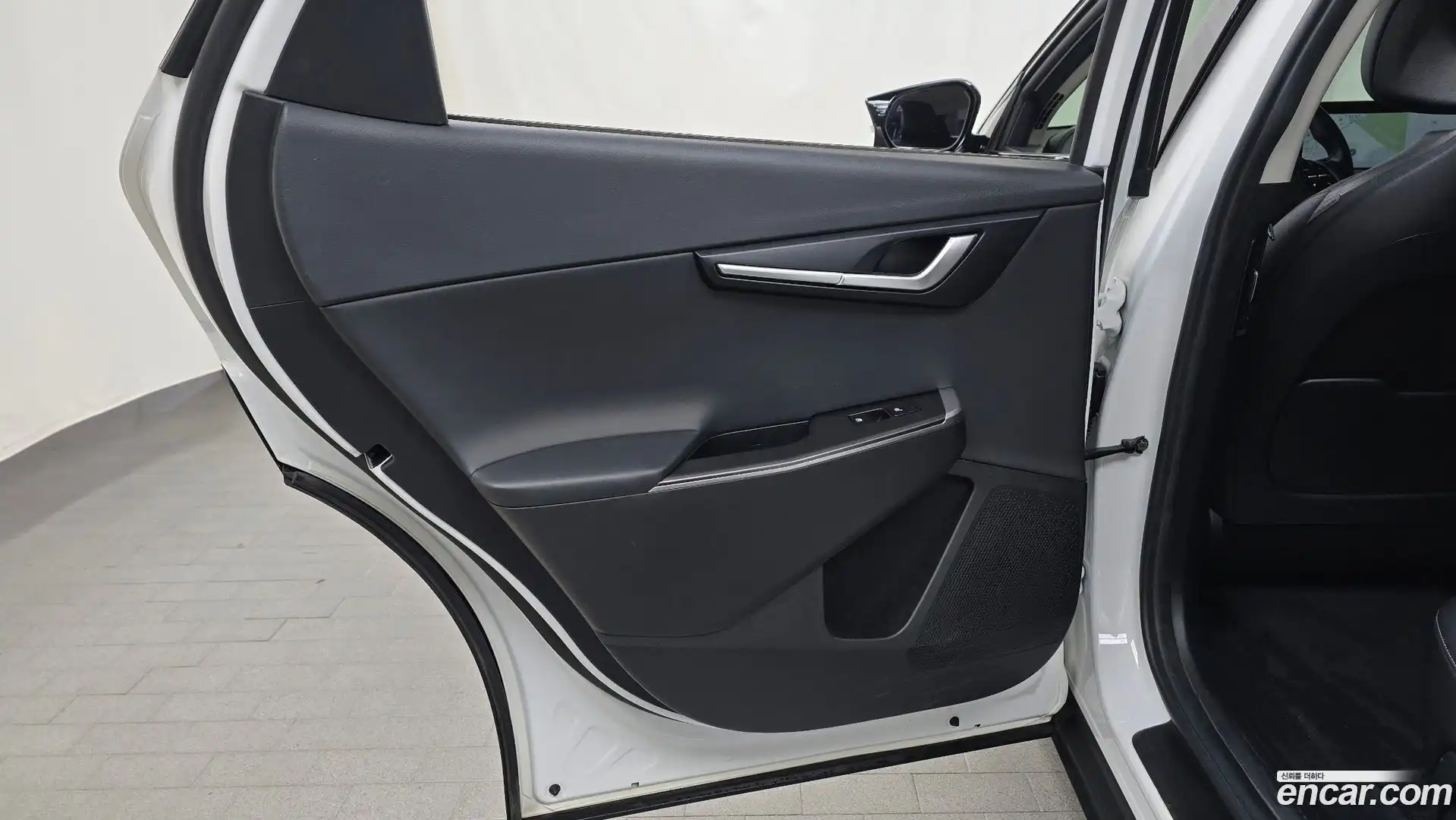 EV6 Kia 2022.11-INNER-035