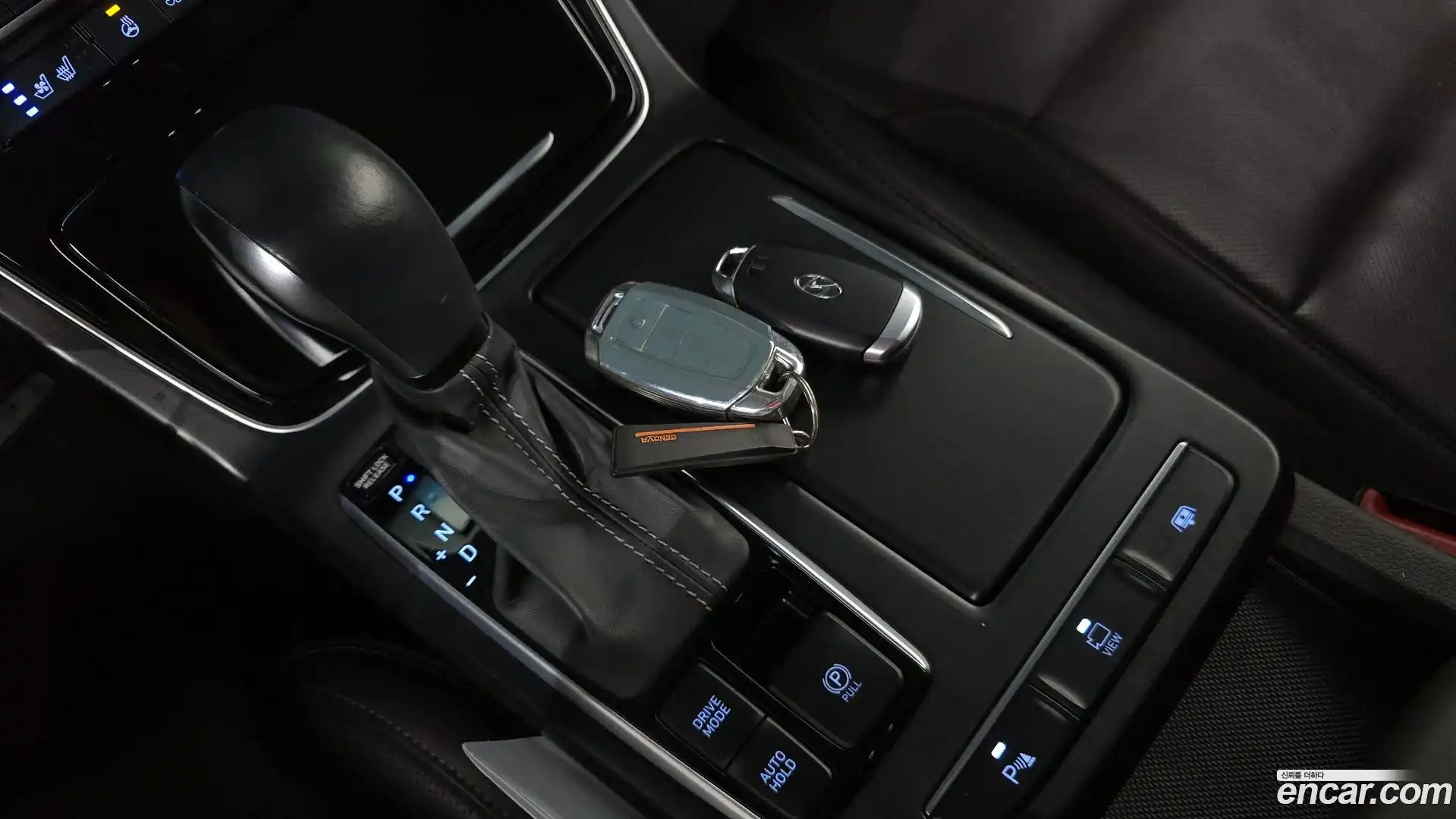 Grandeur Hyundai 2019.0-INNER-009