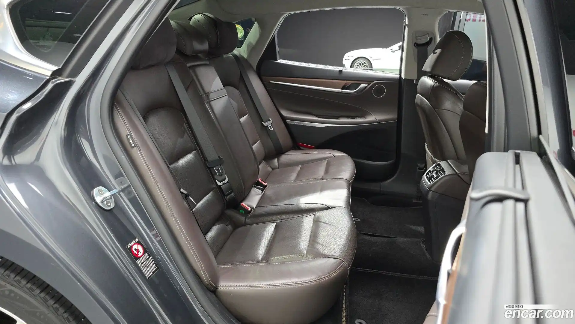 Grandeur Hyundai 2019.0-OPTION-015