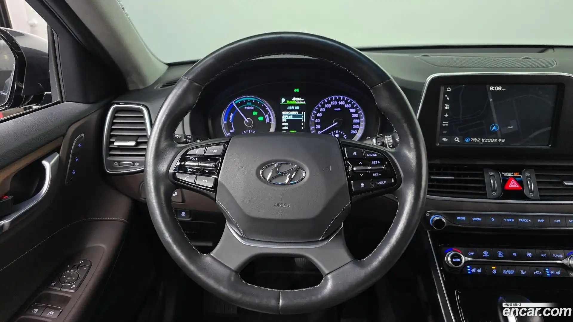 Grandeur Hyundai 2019.0-OPTION-017