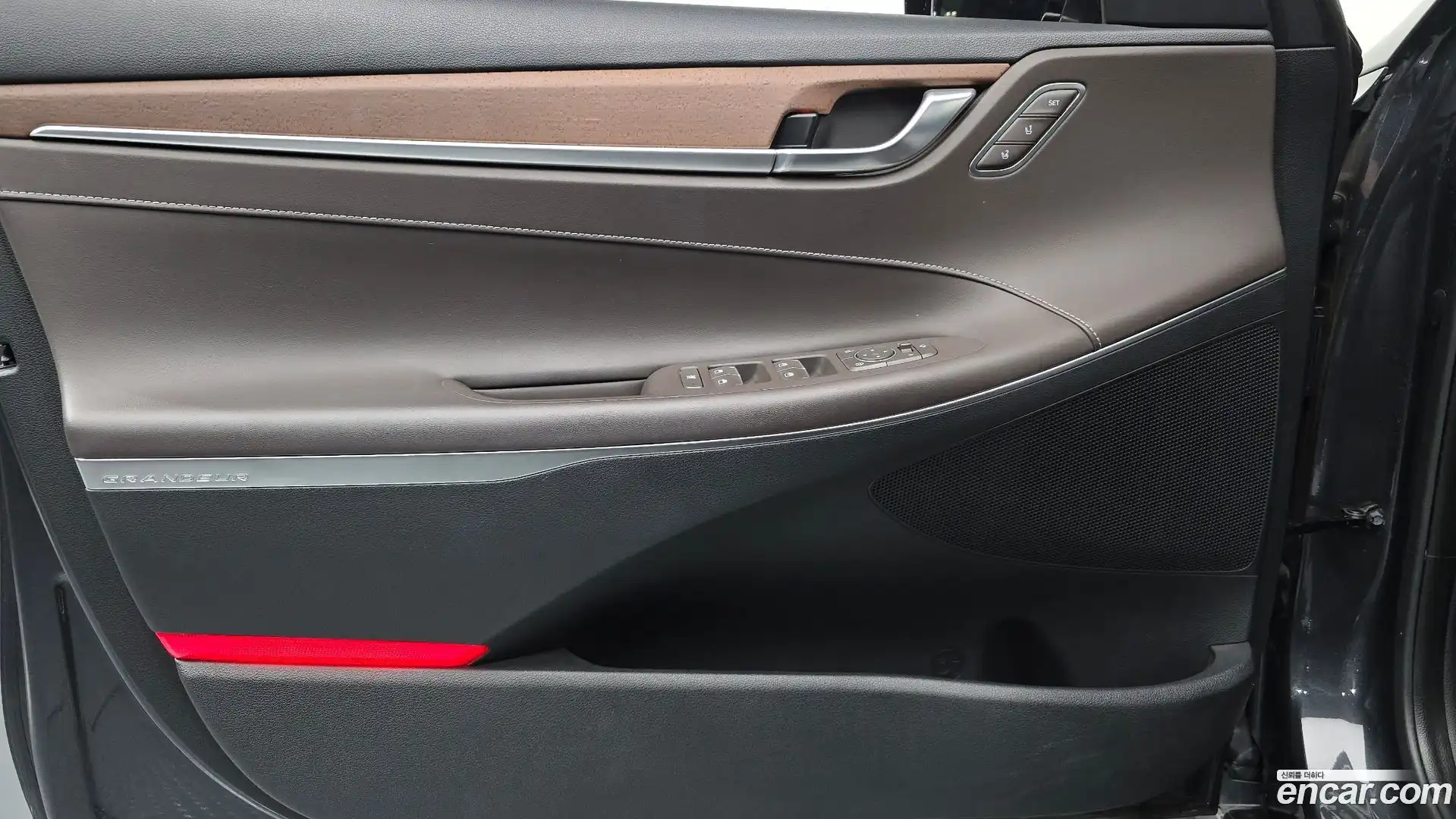 Grandeur Hyundai 2019.0-INNER-034