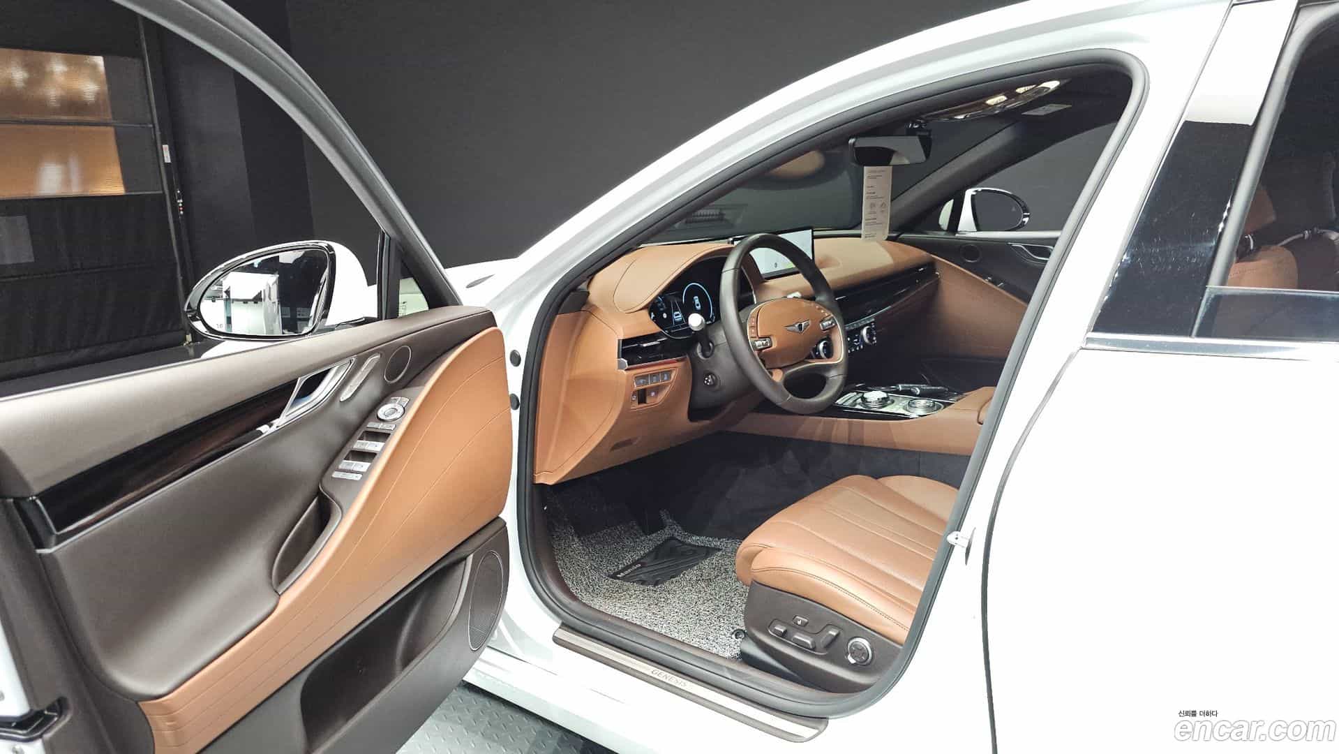 G80 Genesis 2023.6-INNER-010