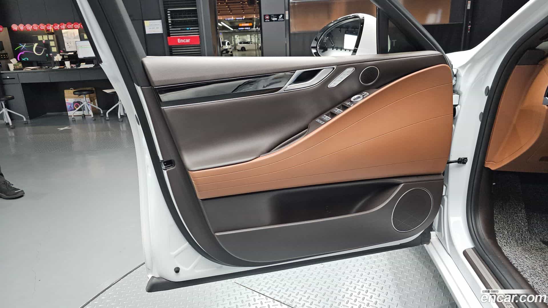 G80 Genesis 2023.6-INNER-034