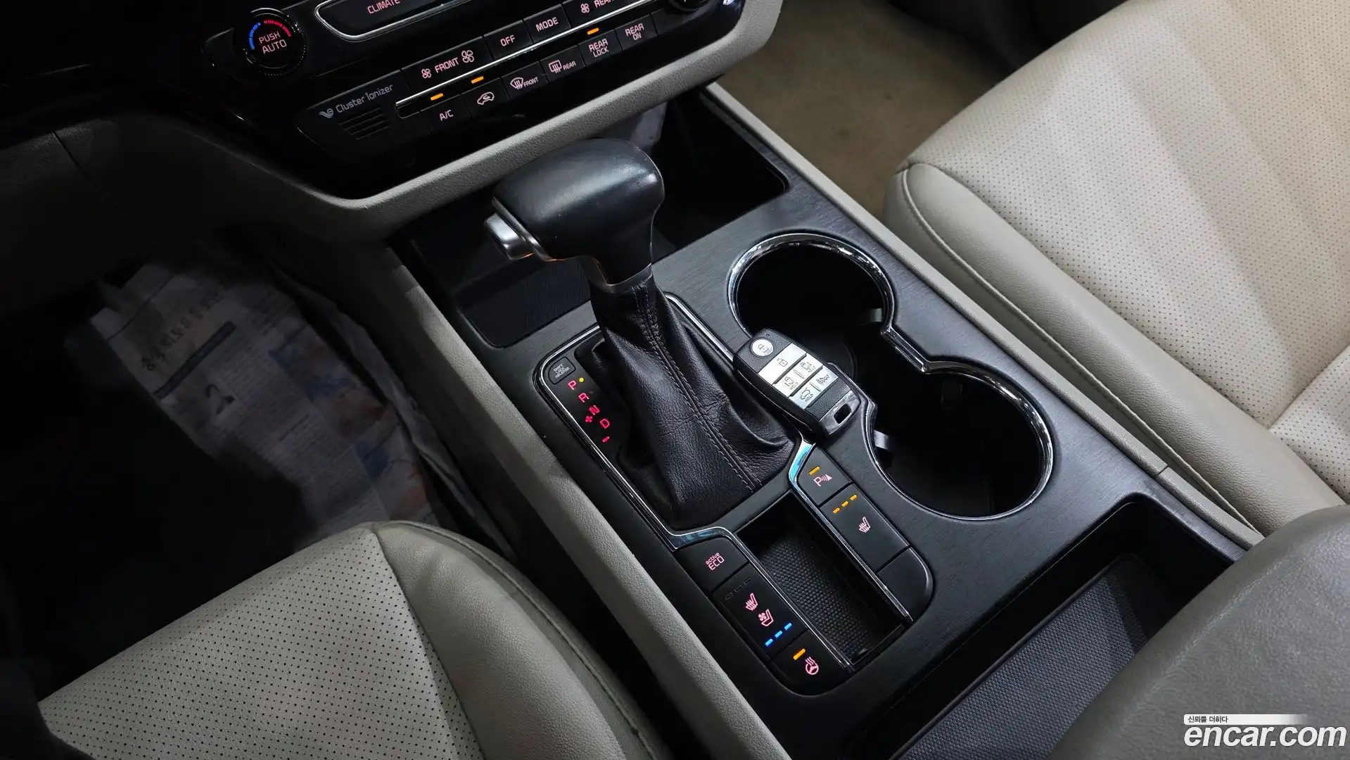 Canival Kia 2019.1-INNER-009