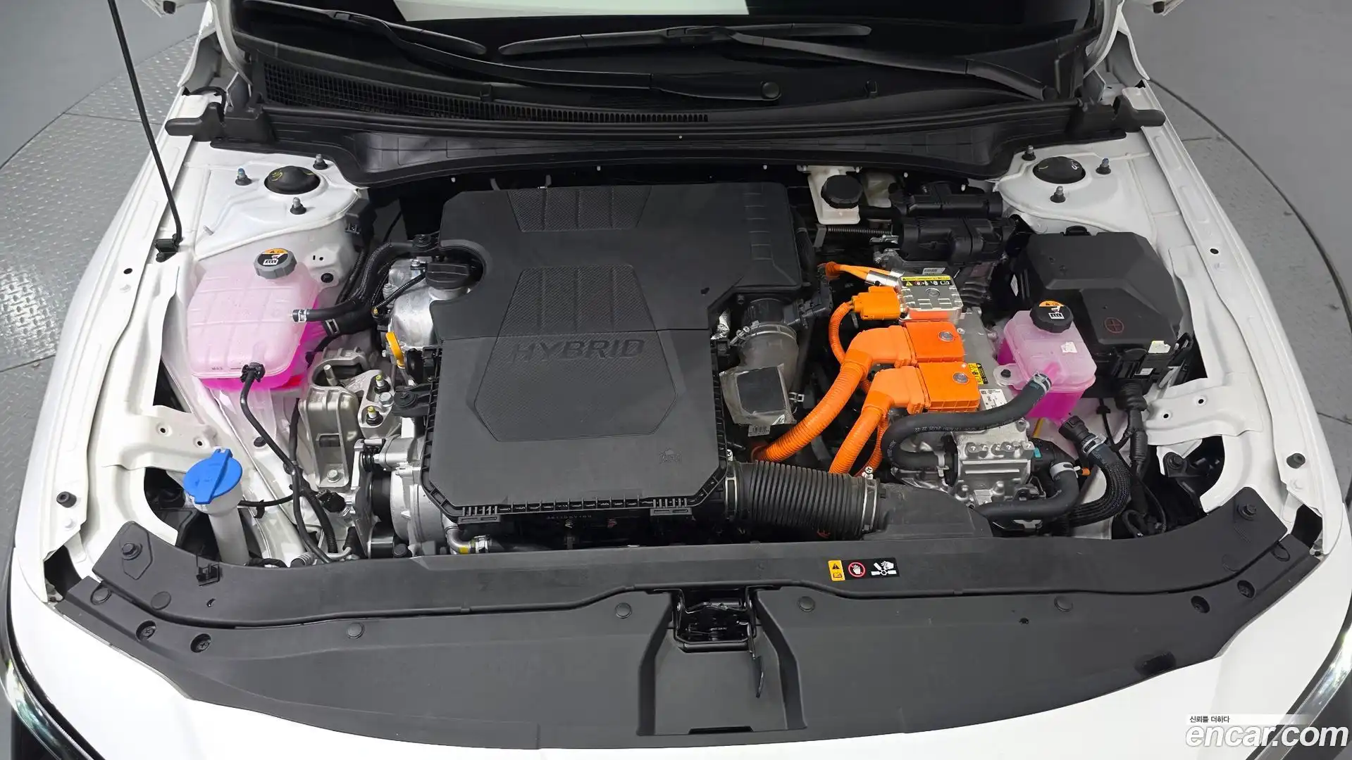 AVANTE Hyundai 2025.0-OUTER-006
