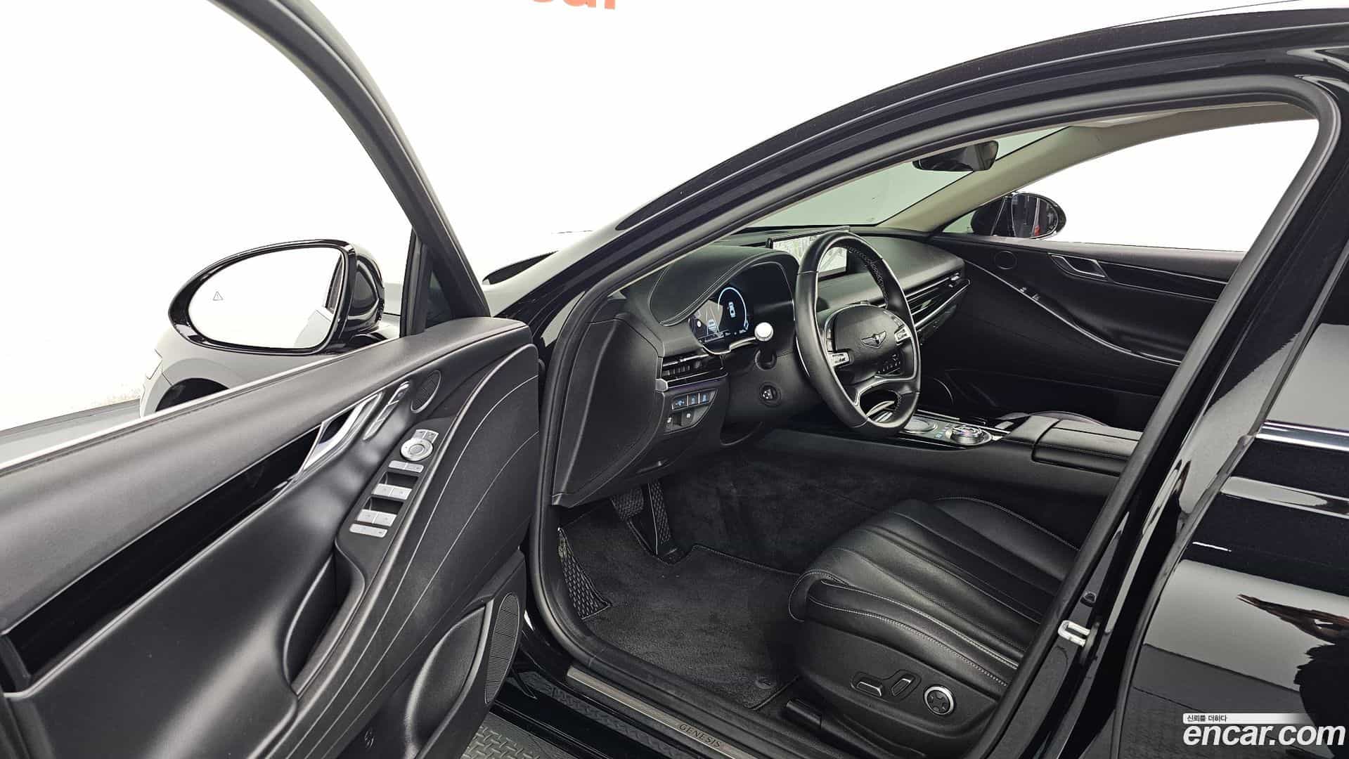 G80 Genesis 2022.8-INNER-010