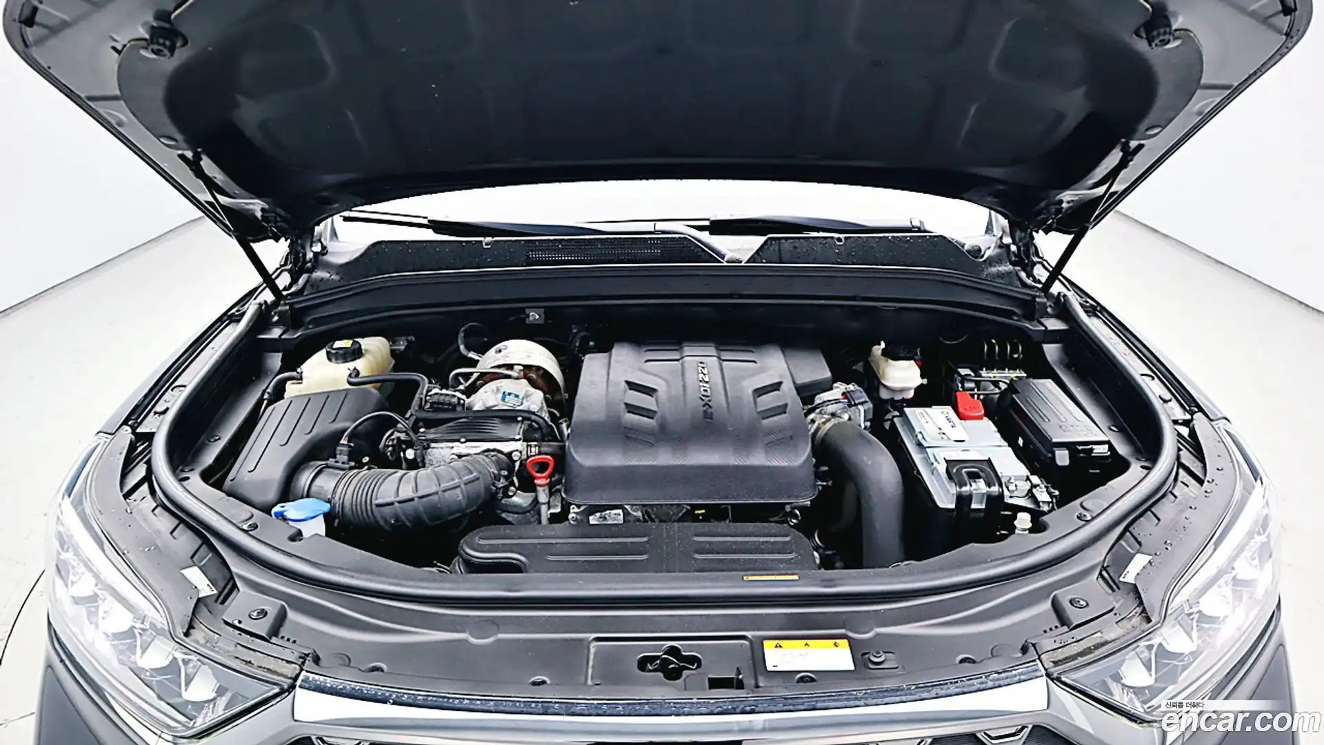 Rexton KG Mobility 2022.2-INNER-008