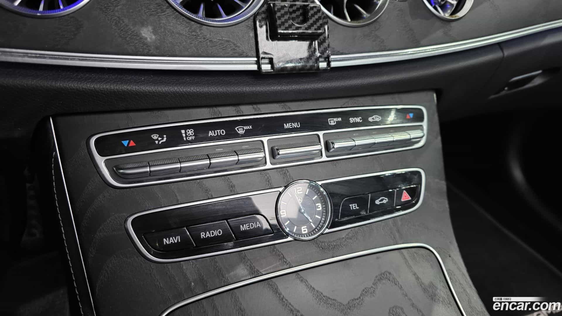 E-Class Mercedes-Benz 2020.9-OPTION-022