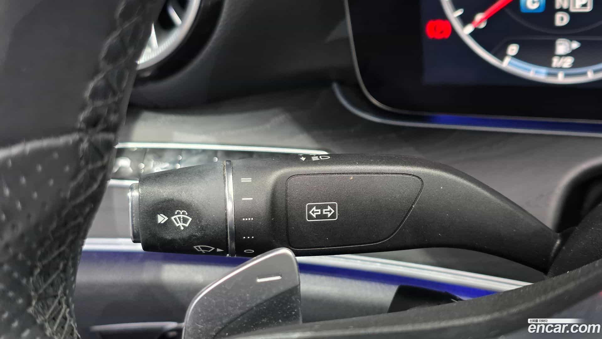 E-Class Mercedes-Benz 2020.9-OPTION-041