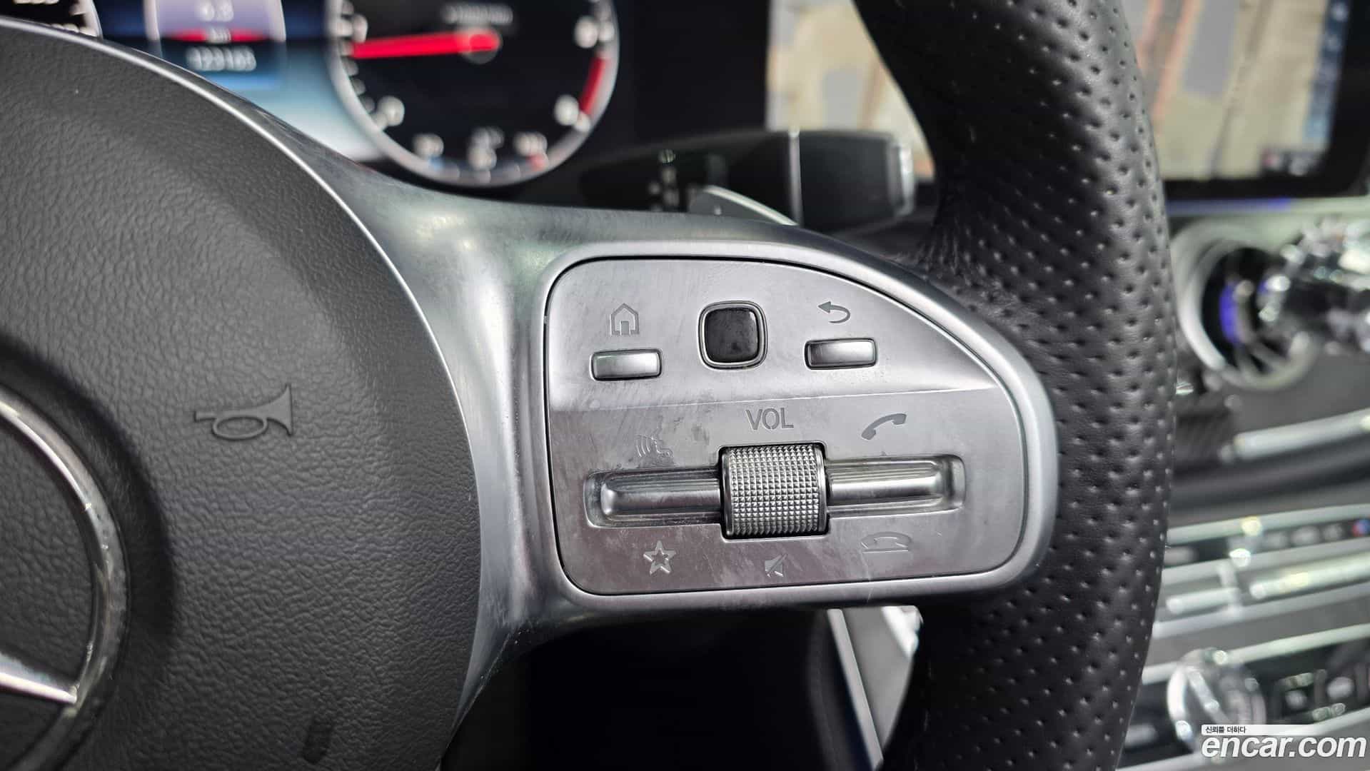 E-Class Mercedes-Benz 2020.9-OPTION-043