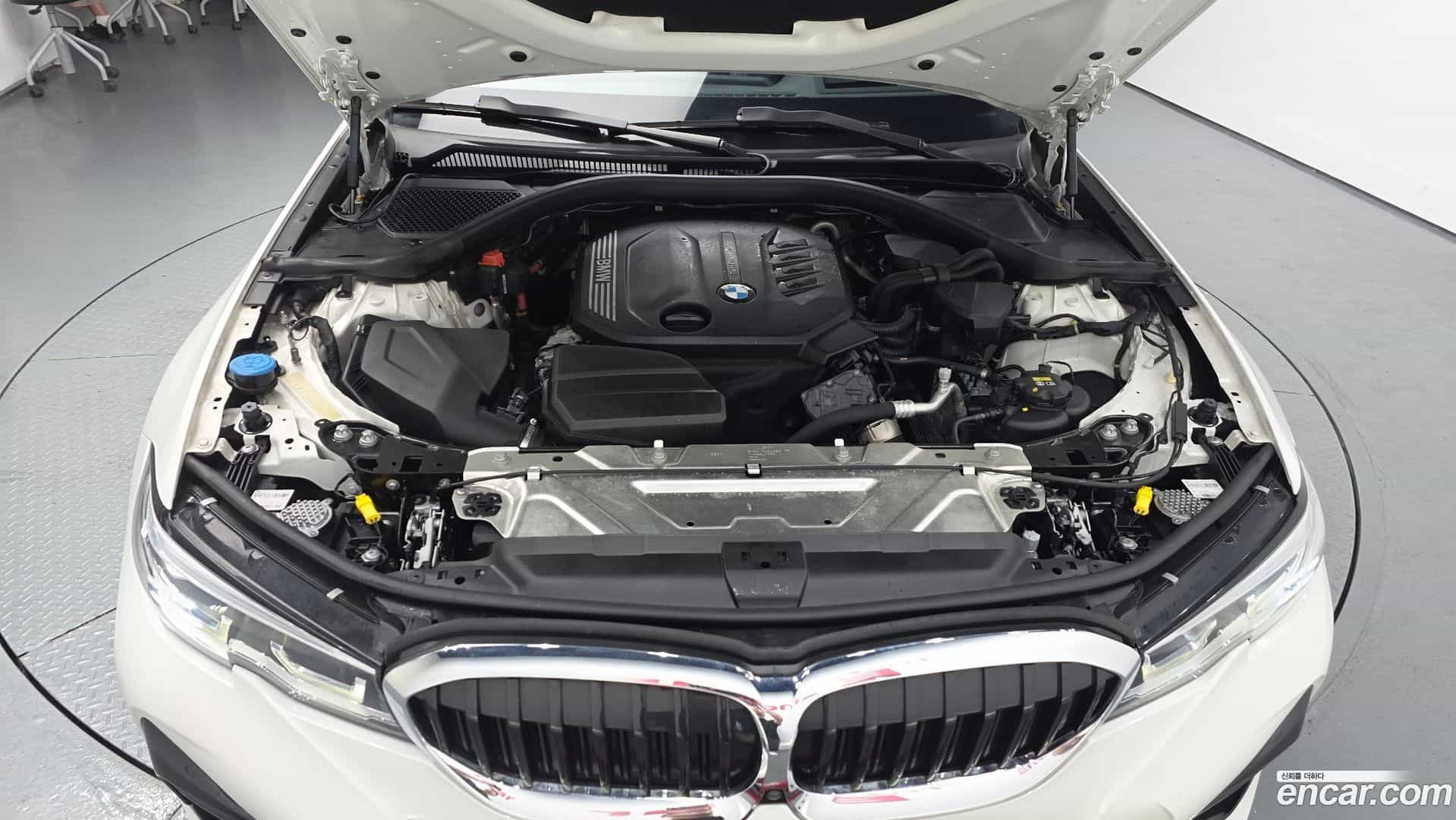 3-Series BMW 2021.4-OUTER-006