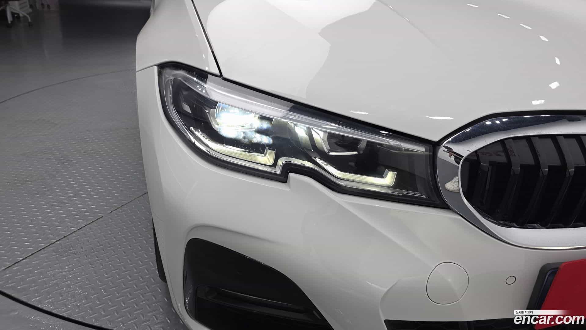 3-Series BMW 2021.4-OUTER-032