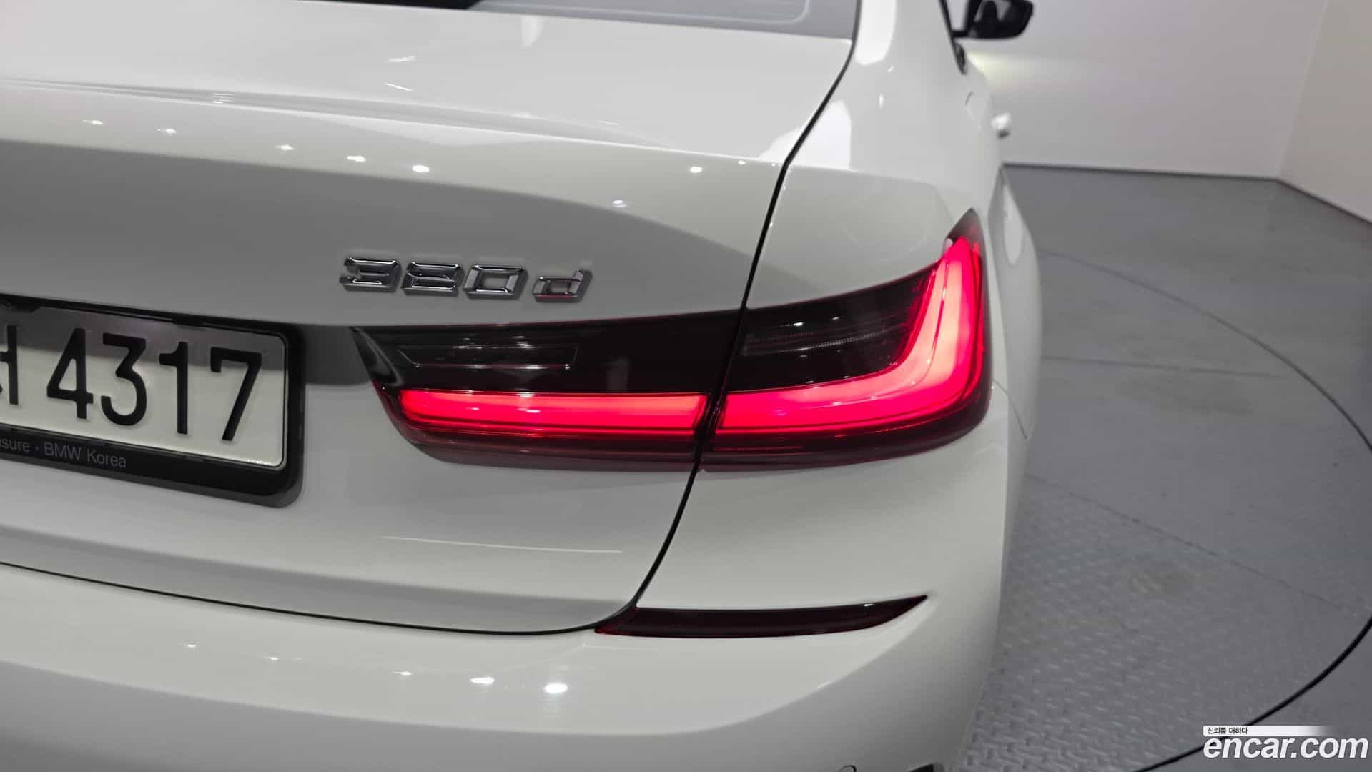 3-Series BMW 2021.4-OUTER-033