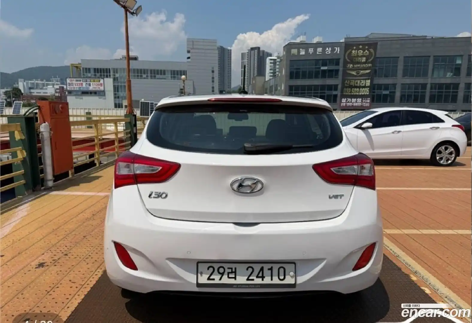 i30 Hyundai 2012.7-OUTER-002